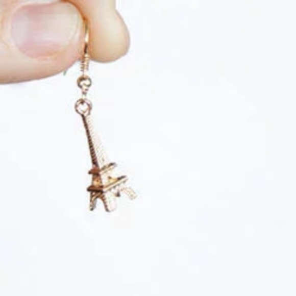 ๐ธ Eiffel Tower Earrings, Rose Gold, Handmade ๐ธ - Picture 3 of 5